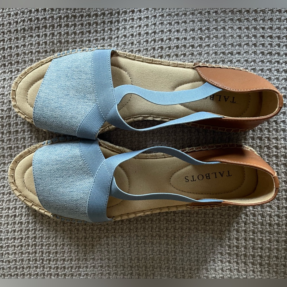 NWT Talbots Light Blue Canvas Espadrille Slip-On Sandals